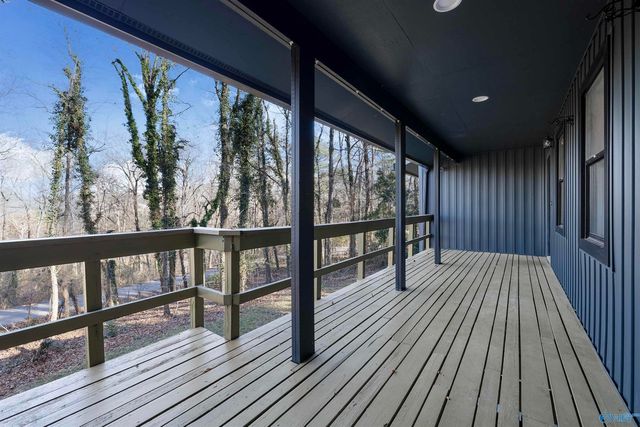 153 Autumnwood Trail, Decatur, AL 35603