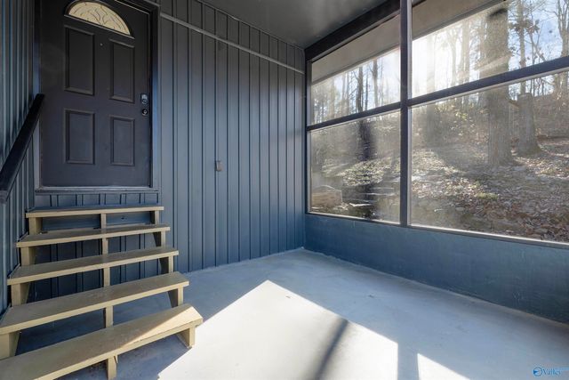 153 Autumnwood Trail, Decatur, AL 35603