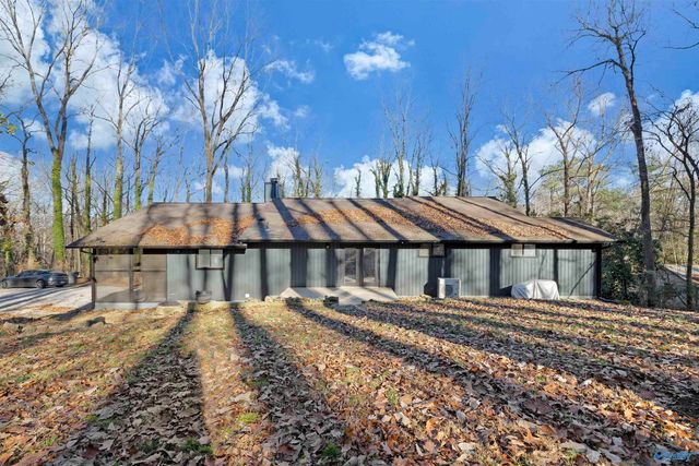 153 Autumnwood Trail, Decatur, AL 35603