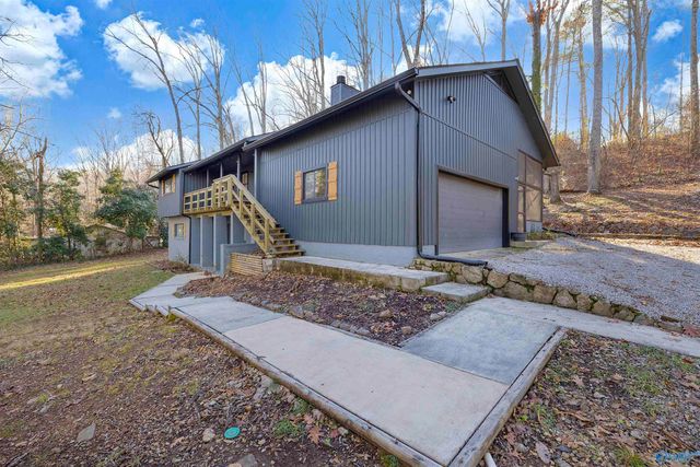 153 Autumnwood Trail, Decatur, AL 35603