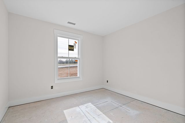 1215 Southside Rd, Southside, TN 37171