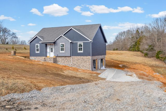 1215 Southside Rd, Southside, TN 37171