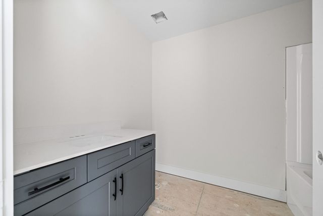 1215 Southside Rd, Southside, TN 37171