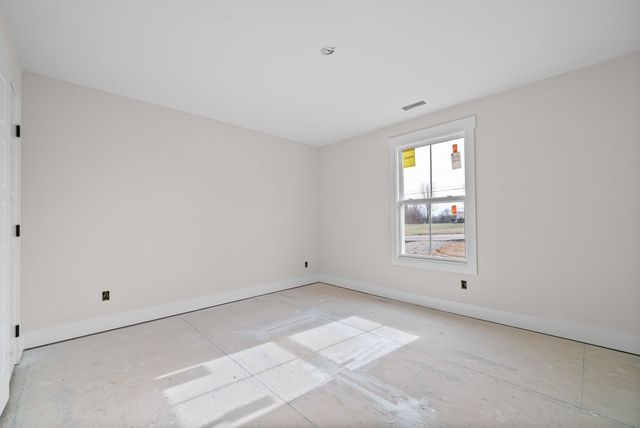 1215 Southside Rd, Southside, TN 37171