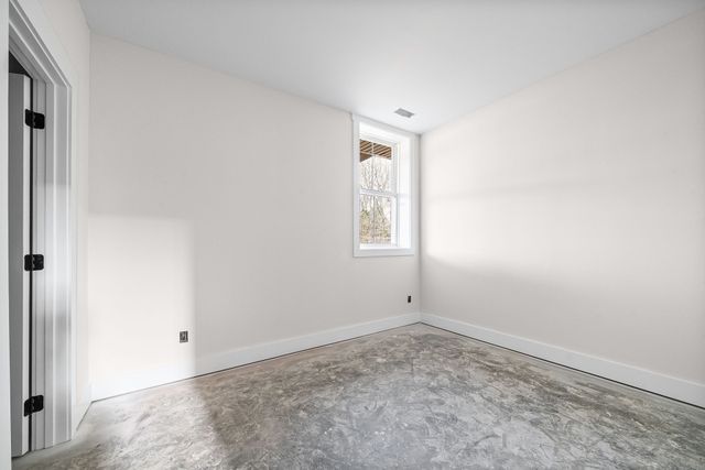 1215 Southside Rd, Southside, TN 37171