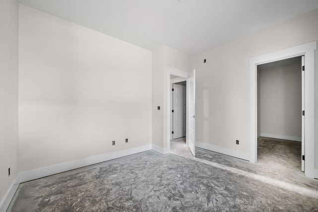 1215 Southside Rd, Southside, TN 37171