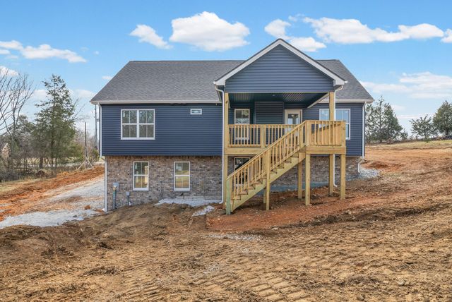 1215 Southside Rd, Southside, TN 37171