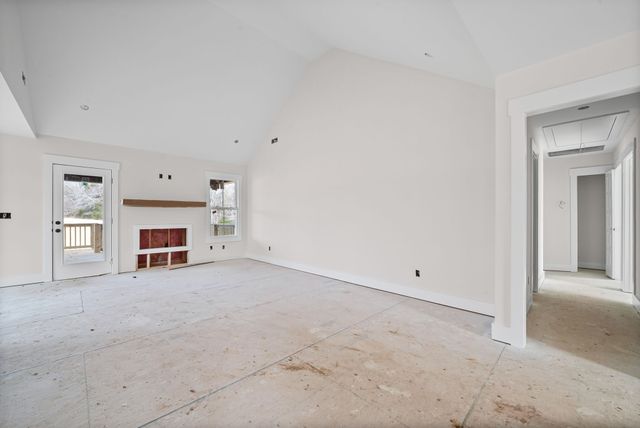 1215 Southside Rd, Southside, TN 37171