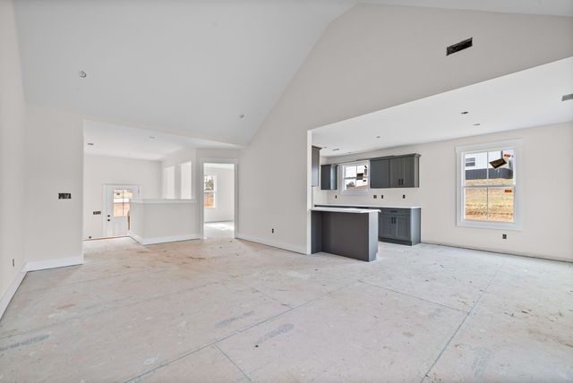 1215 Southside Rd, Southside, TN 37171