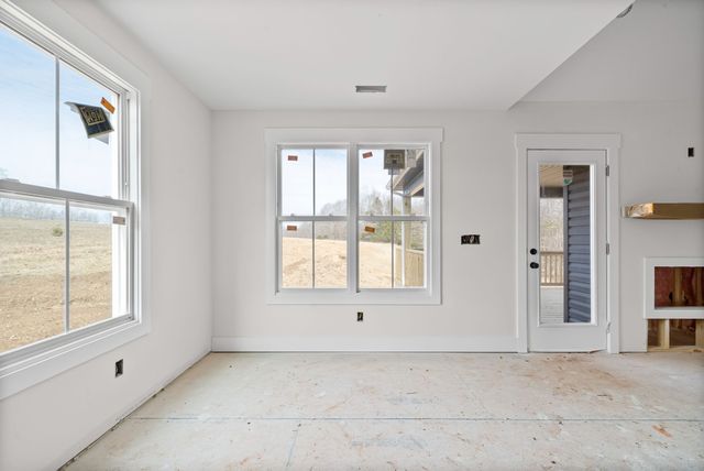 1215 Southside Rd, Southside, TN 37171