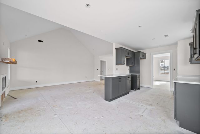 1215 Southside Rd, Southside, TN 37171