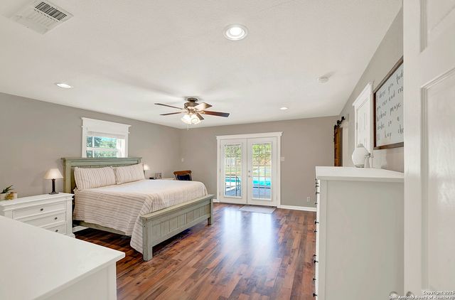 3 Quail Hollow, Pleasanton, TX 78064