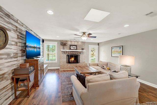 3 Quail Hollow, Pleasanton, TX 78064