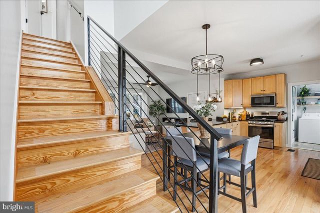 12 PENNSYLVANIA AVE, Edgewater, MD 21037