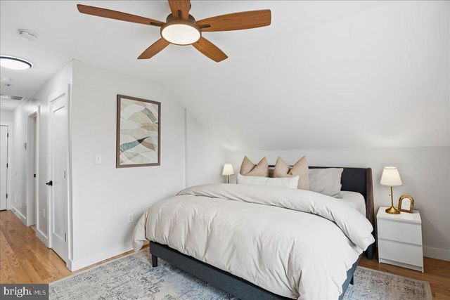 12 PENNSYLVANIA AVE, Edgewater, MD 21037