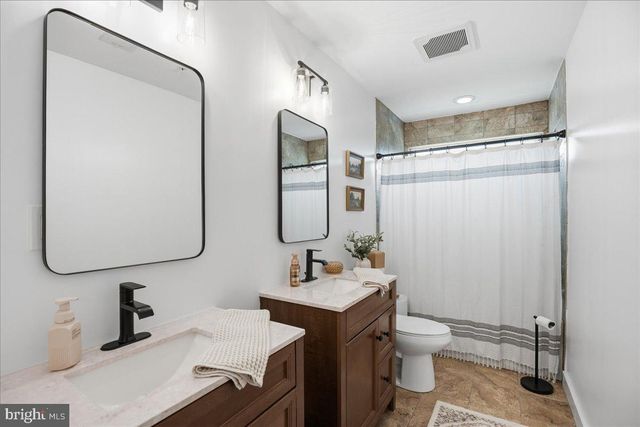 12 PENNSYLVANIA AVE, Edgewater, MD 21037