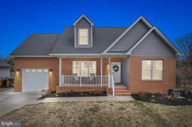 12 PENNSYLVANIA AVE, Edgewater, MD 21037