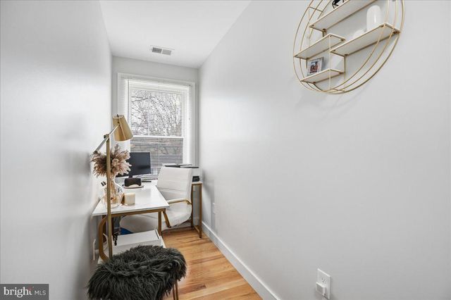 12 PENNSYLVANIA AVE, Edgewater, MD 21037