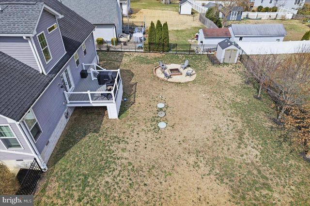 12 PENNSYLVANIA AVE, Edgewater, MD 21037