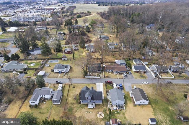 12 PENNSYLVANIA AVE, Edgewater, MD 21037