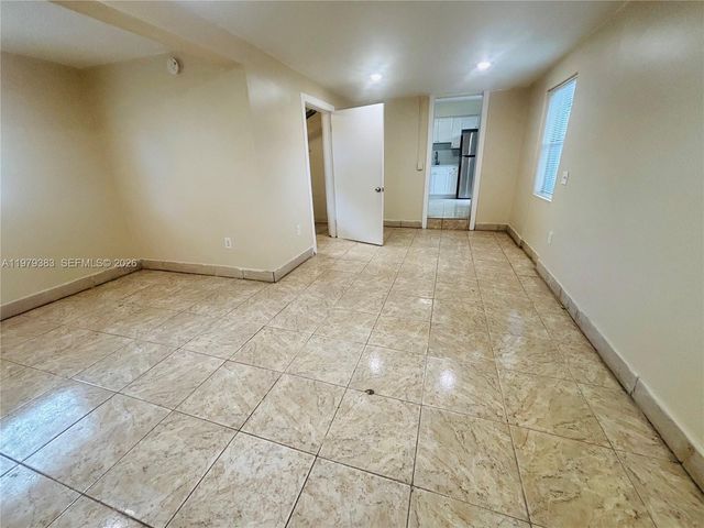 825 NE 7th St rear, Hallandale Beach, FL 33009