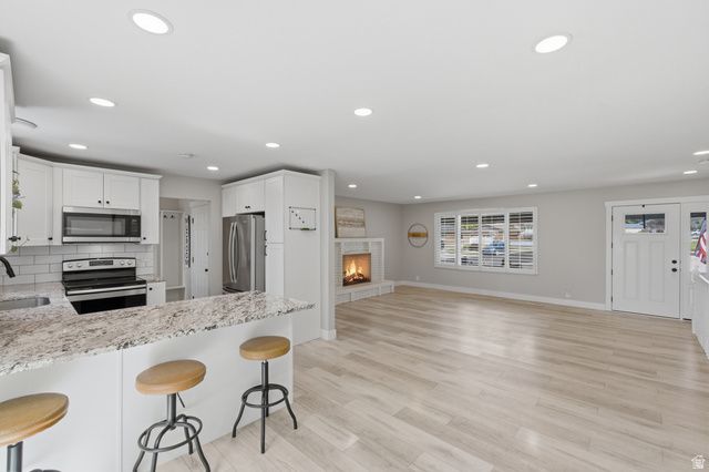 1709 E 9350 S, Sandy, UT 84093