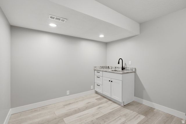 1709 E 9350 S, Sandy, UT 84093