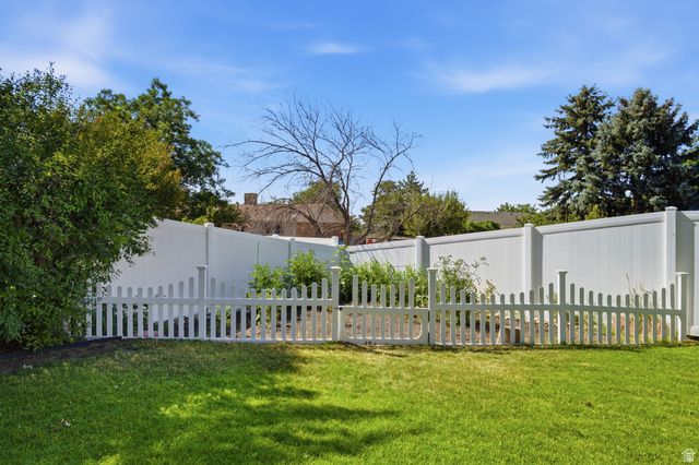 1709 E 9350 S, Sandy, UT 84093