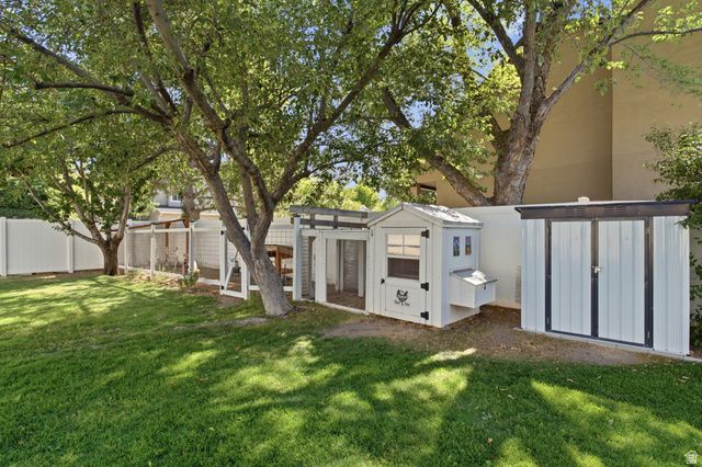 1709 E 9350 S, Sandy, UT 84093