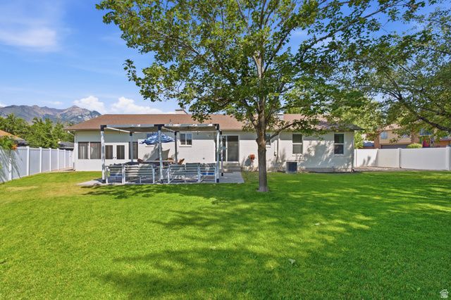 1709 E 9350 S, Sandy, UT 84093