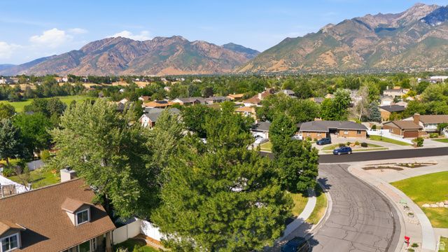 1709 E 9350 S, Sandy, UT 84093