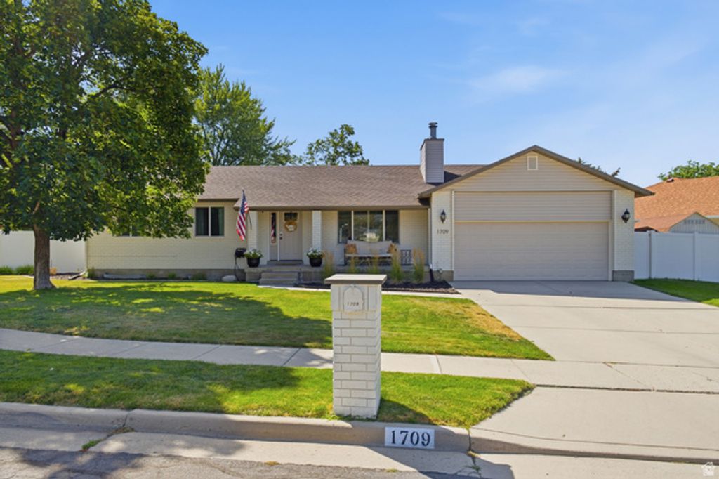1709 E 9350 S, Sandy, UT 84093