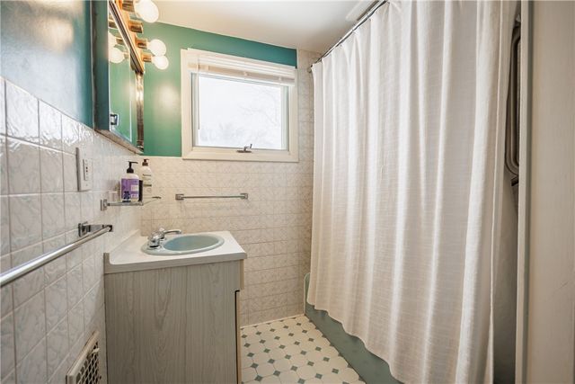 230 Farmington Road, Rochester, NY 14609