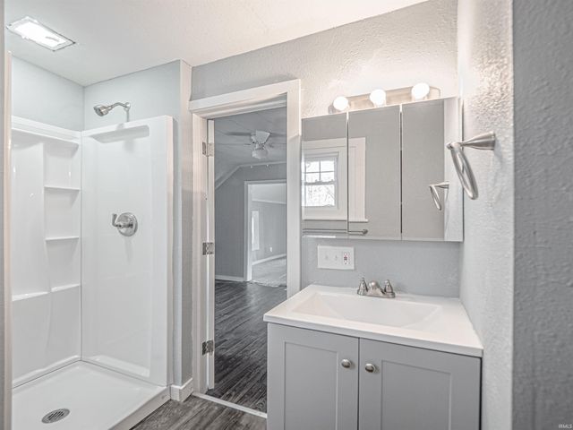 222 E Missouri Street, Evansville, IN 47711