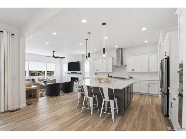 9006 Chalk Creek Pl, Littleton, CO 80125