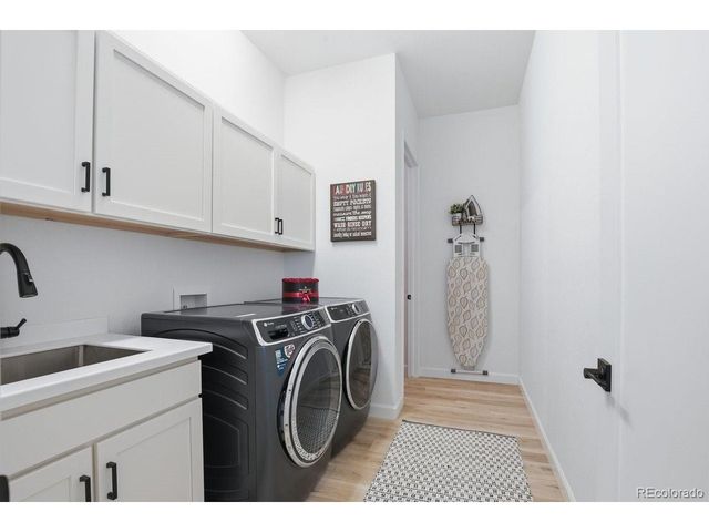 9006 Chalk Creek Pl, Littleton, CO 80125