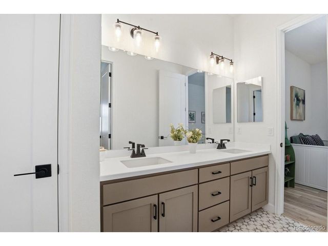 9006 Chalk Creek Pl, Littleton, CO 80125