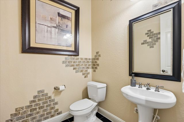 502 Olmstead Park Drive, Sugar Land, TX 77479