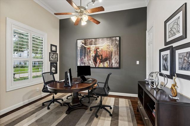 502 Olmstead Park Drive, Sugar Land, TX 77479