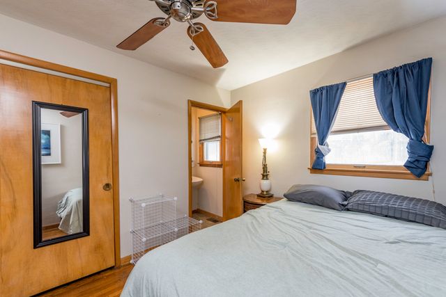 732 Whitney Avenue, Winthrop Harbor, IL 60096