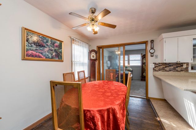 732 Whitney Avenue, Winthrop Harbor, IL 60096