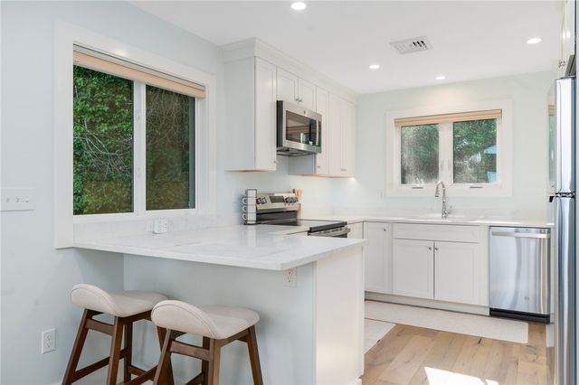117 Indian Avenue, Portsmouth, RI 02871