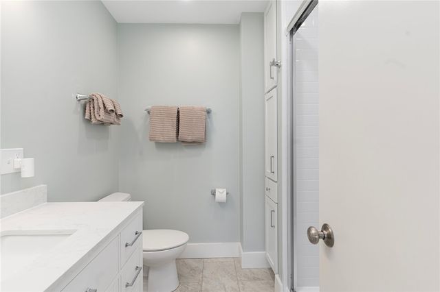 117 Indian Avenue, Portsmouth, RI 02871