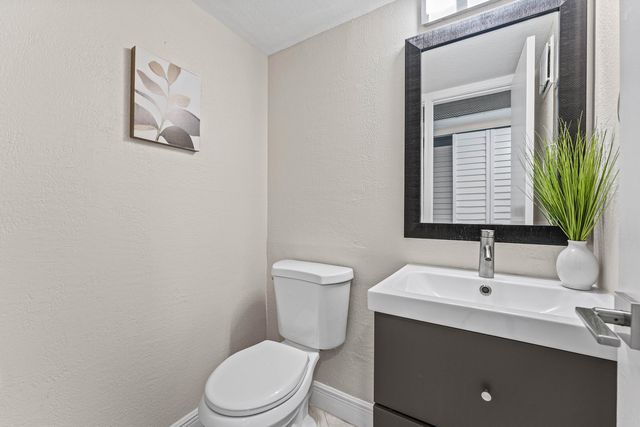 1015 Berkshire A, Deerfield Beach, FL 33442