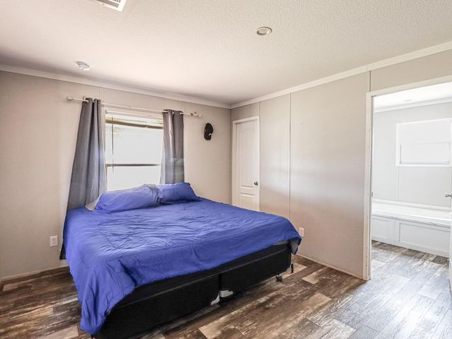 2661 Lampasas Dr, Midland, TX 79705