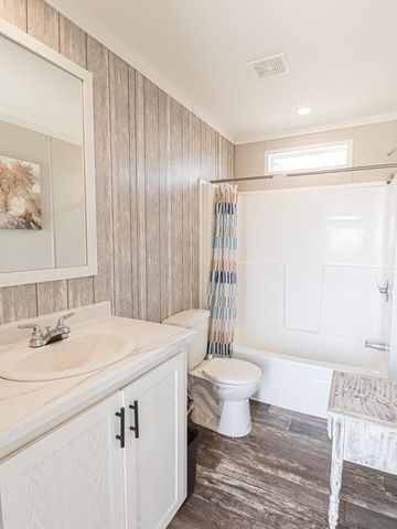 2661 Lampasas Dr, Midland, TX 79705