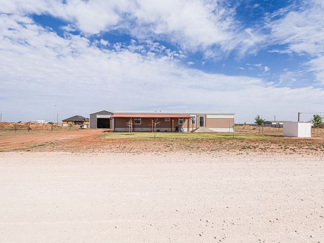 2661 Lampasas Dr, Midland, TX 79705