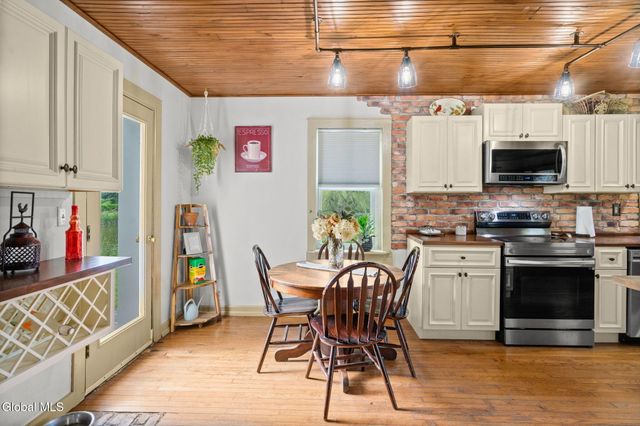 1161 County Route 408, Westerlo, NY 12193