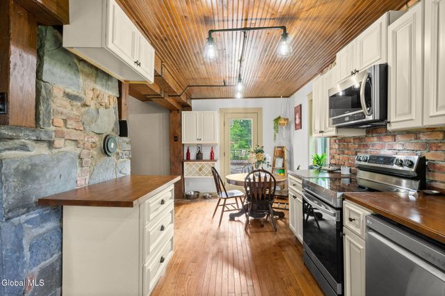 1161 County Route 408, Westerlo, NY 12193