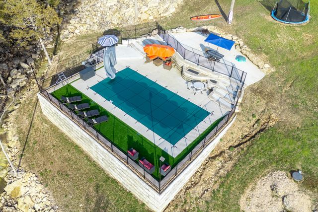 237 Peach Tree Drive, Cape Fair, MO 65624